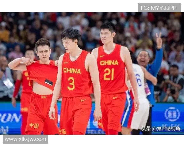 北京篮球队逆袭之路揭秘：从低谷到巅峰的精彩历程与奋斗精神